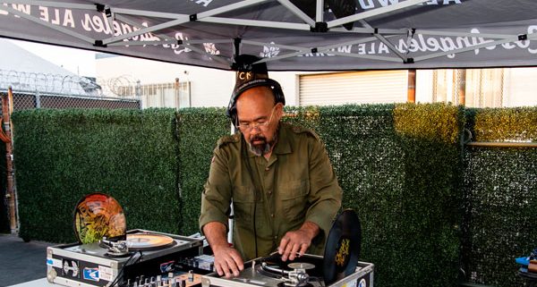 DJ Sundy spinning records
